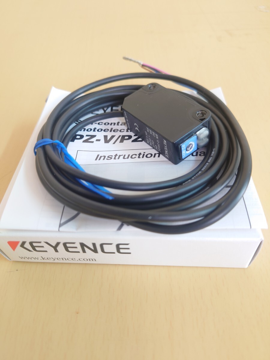 WH-1900】未使用 保管品 KEYENCE キーエンス アンプ内蔵型光電センサ