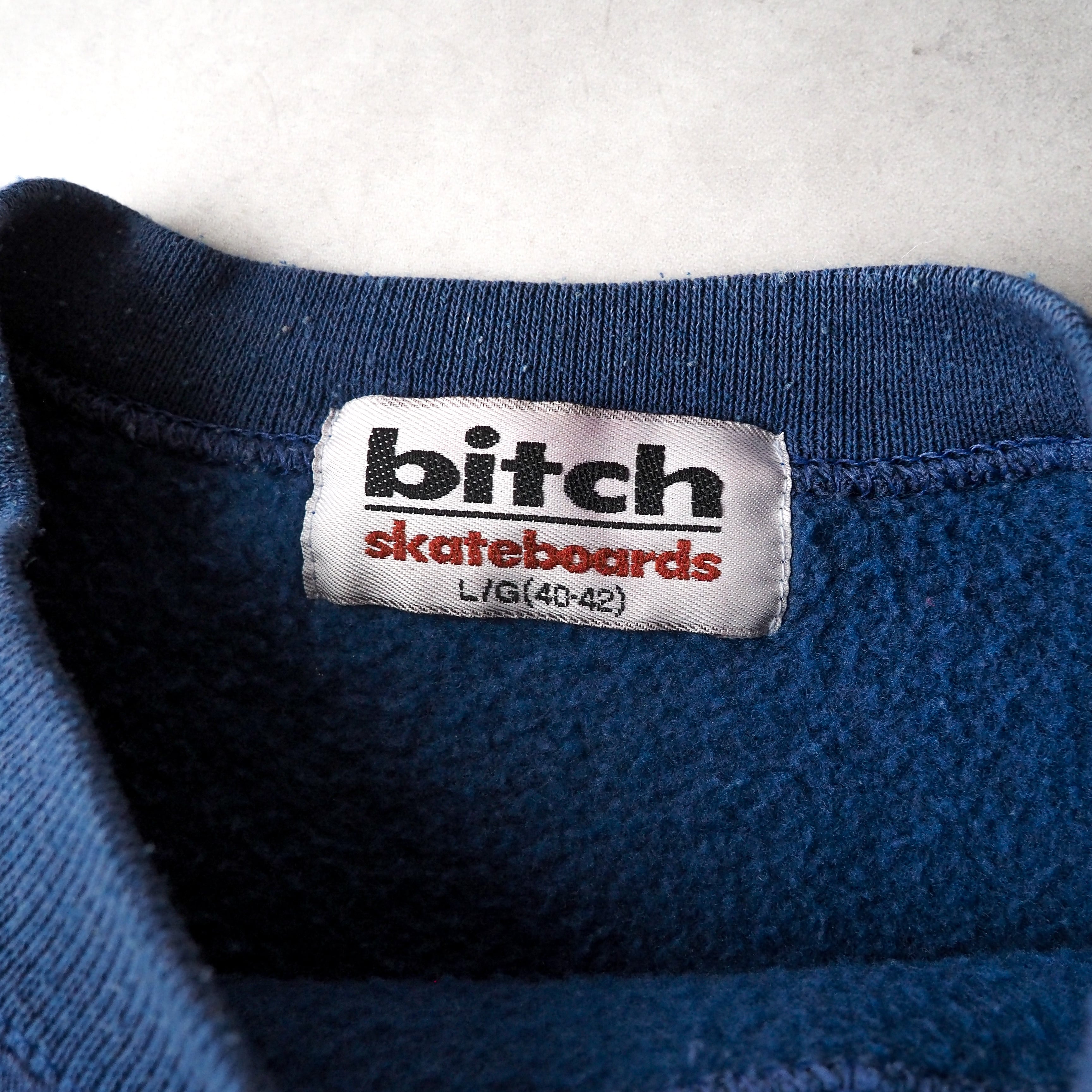 90s “bitch skateboards” logo sweat shirt | anti knovum（アンタイ