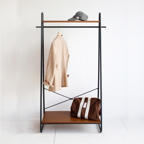 ハンガーラック ウォールナット｜北欧家具通販 アンバーデザイン