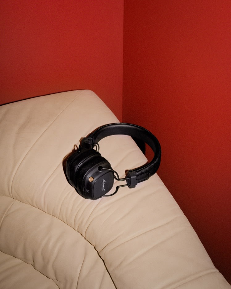 Major IV Black - On-ear headphones | Marshall.com