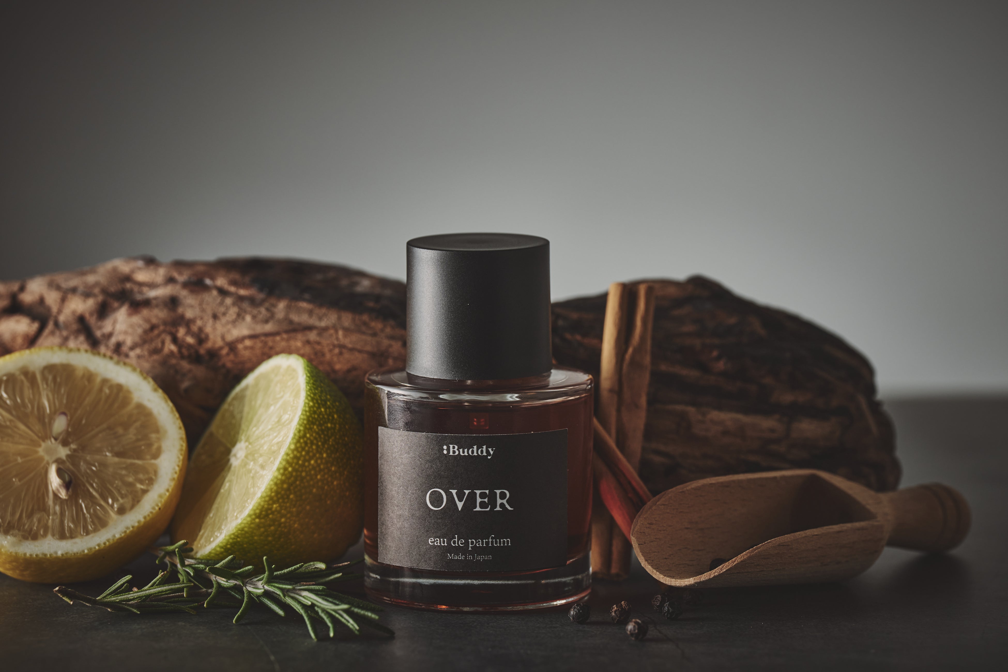 挑戦を応援する香りブランドBuddyの第1弾香水『OVER』が2025年2月15日