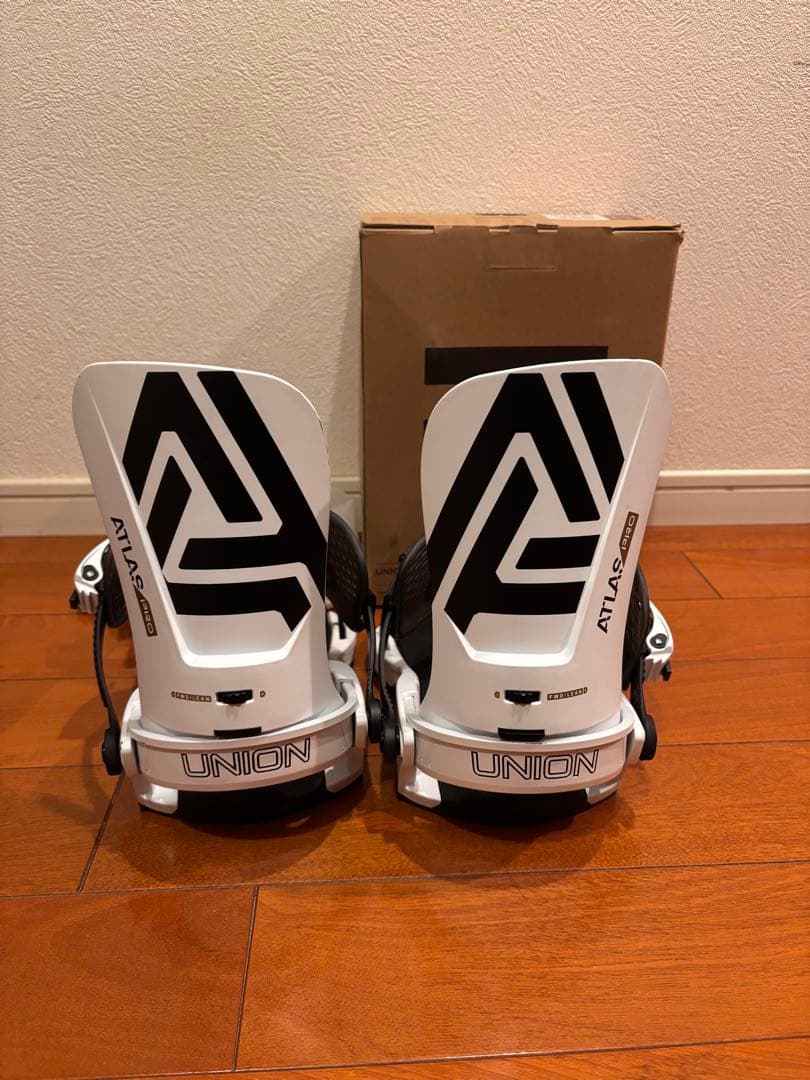 UNION ATLAS PROビンディング Mサイズ 箱付き UNION BINDING 25-26 UNION スノーボード ビンディング ATLAS PRO