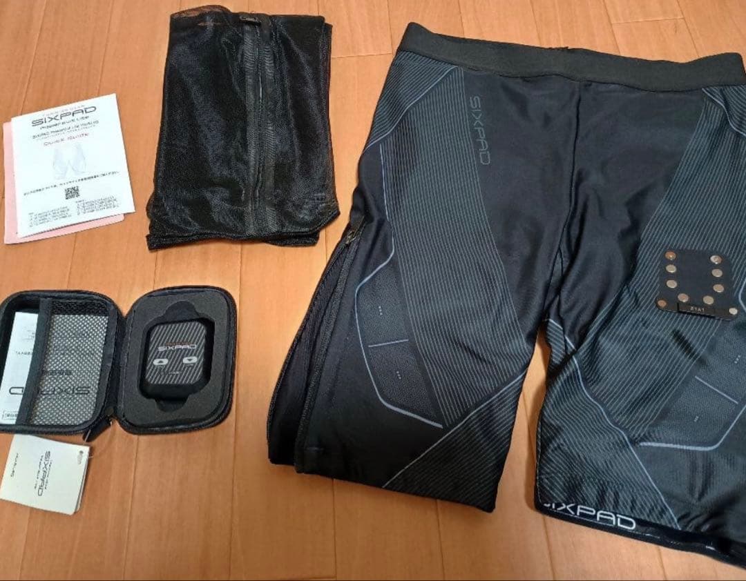 SIXPAD パワースーツライト　ヒップ＆レッグ Amazon.co.jp: SIXPAD シックスパッド パワースーツ ヒップ&レッグ専用