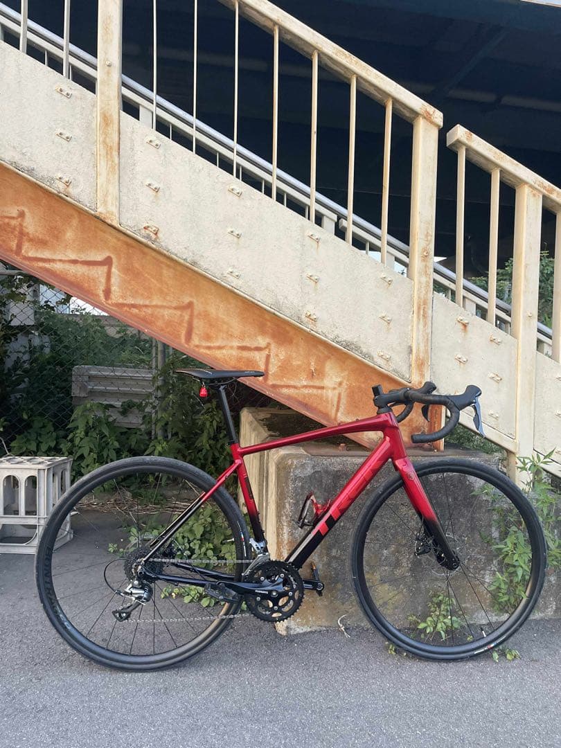 自転車本体 Trek Domane red/black Trek Domane SL 6 eTap 2022 Road Bike Crimson Red / Black